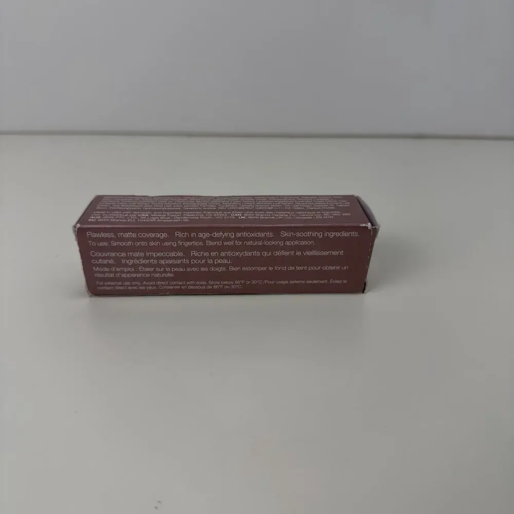 Mineral Fusion Liquid Foundation Neutral 2- Light New In Box 1.0 fl OZ